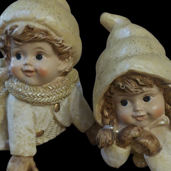 Vintage Adorable Winter Children Figurines – Cozy Winter Snow Play - Set of Two - Picture 9 of 12